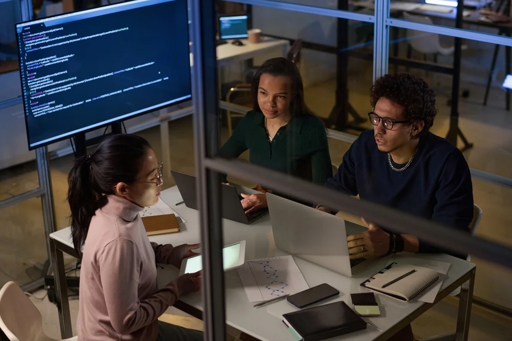 software dedicated team providers