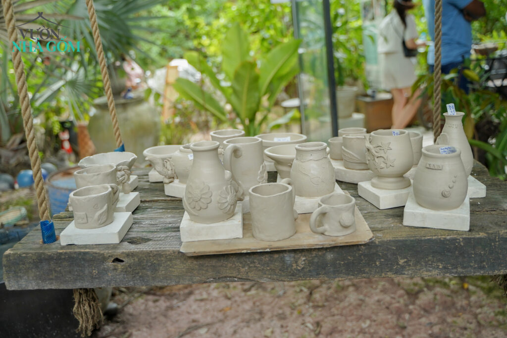 pottery-workshop image