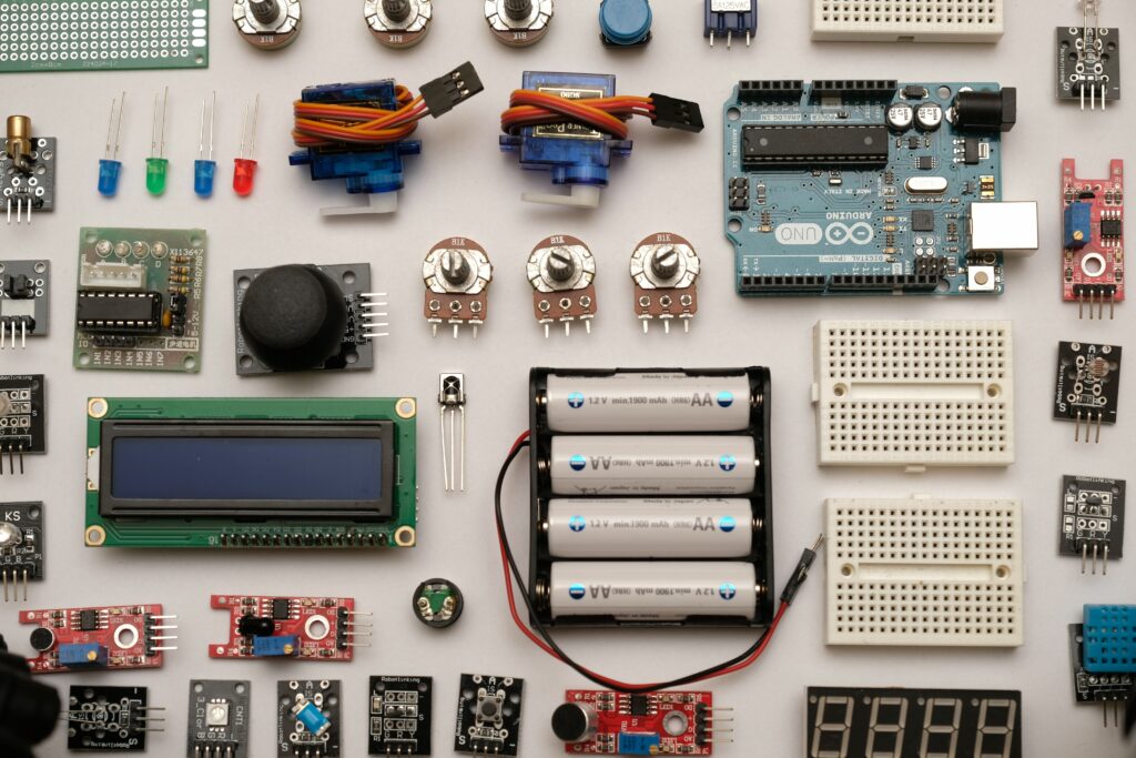 Diversifying IoT connectivity