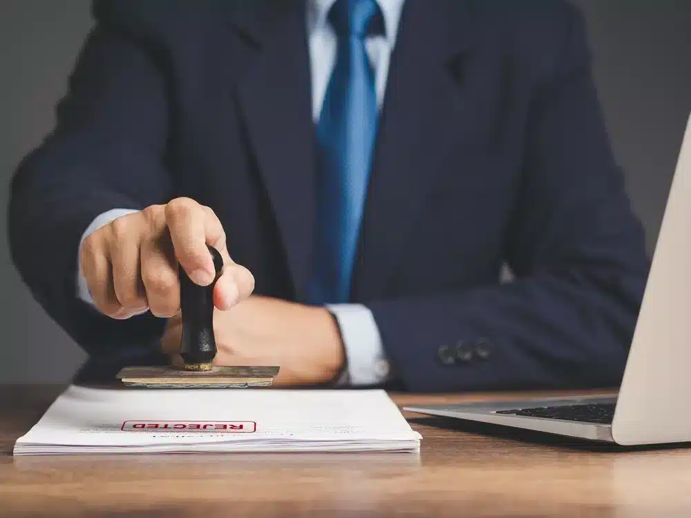 Common-Issues-That-Delay-or-Reject-Labor-Regulation-Registration