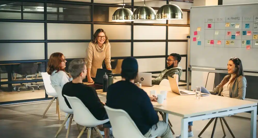 Future-Leaders-vs-High-Performers-What-Most-Companies-Get-Wrong